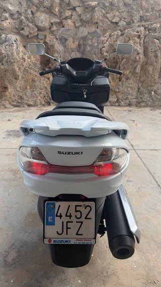 Burgman 400