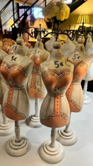 Encargo- 4 Maniquíes Busto Vintage Decorativos
