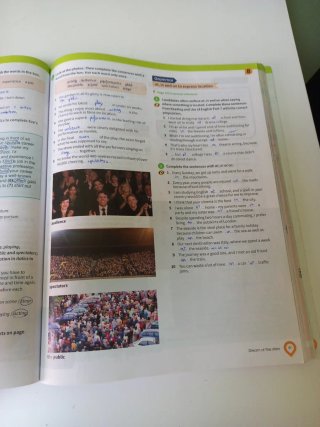 Complete First for Schools for Spanish Speakers...