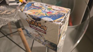Pokemon TCG Astros Brillantes Caja Sellada