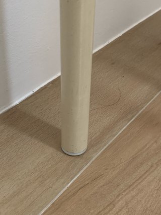 Cabecero de hierro forjado beige