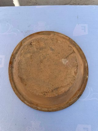 Lebrillo de barro antiguo