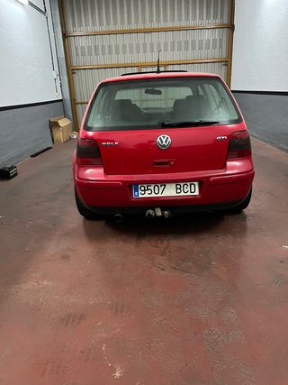 Volkswagen Golf 2000