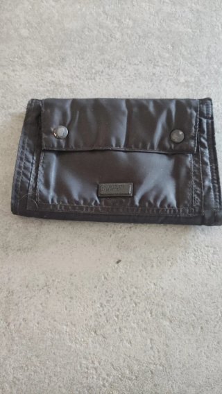 4 portafogli Kipling/Benetton/ G.M.V. Calvin Klein