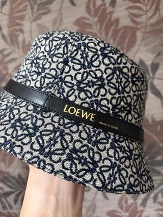 Gorro Loewe Monogram Bucket Hat