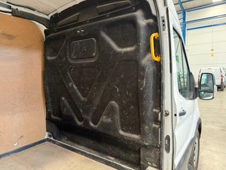 Ford Transit 310 77kW L2H2 Van Trend Delantera