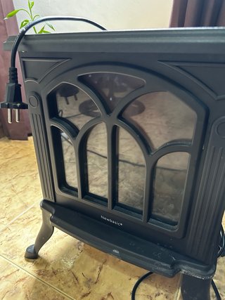 Chimenea calefactora Newbasics 750/1500w