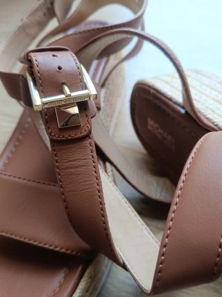 Sandalias Michael Kors Cuña Piel Marrón