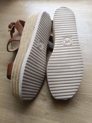 Sandalias Michael Kors Cuña Piel Marrón