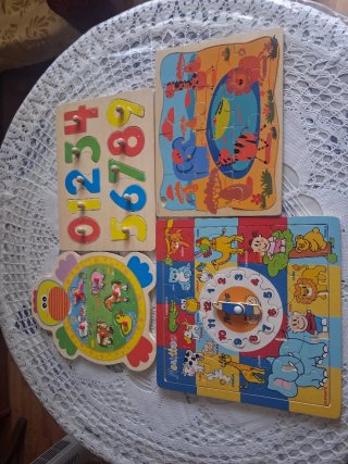 4 Puzzles de madera educativos