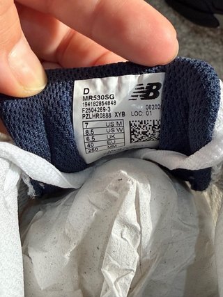 Zapatillas New Balance 530 Plata y Blanco