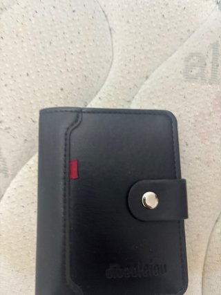 Cartera negra con cierre