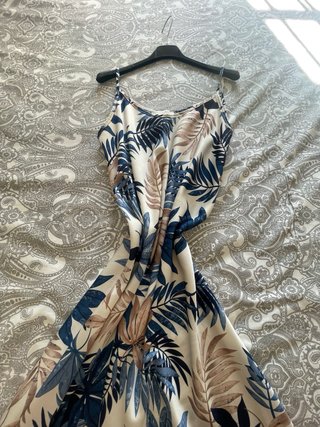 Vestido largo estampado hojas verano