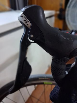 Maneta Izquierda Shimano 105 11v ST5800