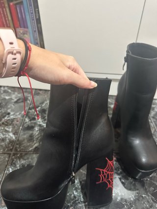 Botas plataforma punk araña