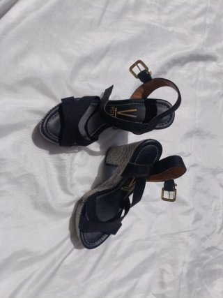 Sandalias Vizzano Negras