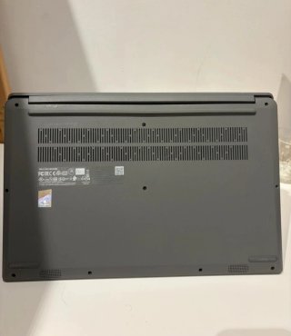 Lenovo IdeaPad 1 15ADA7 15.6 8GB RAM 256GB SSD