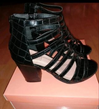 Sandalias tacón Bosanova negras
