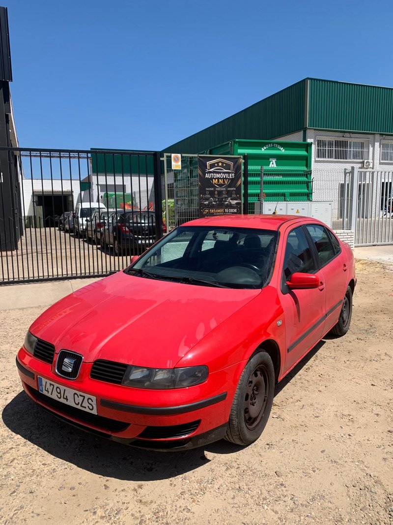 SE VENDE UNICO PROPIETARIO SEAT TOLEDO 1.9 TDI - foto 1