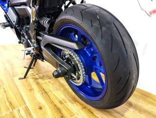 YAMAHA R7   (modelo actual) 2024