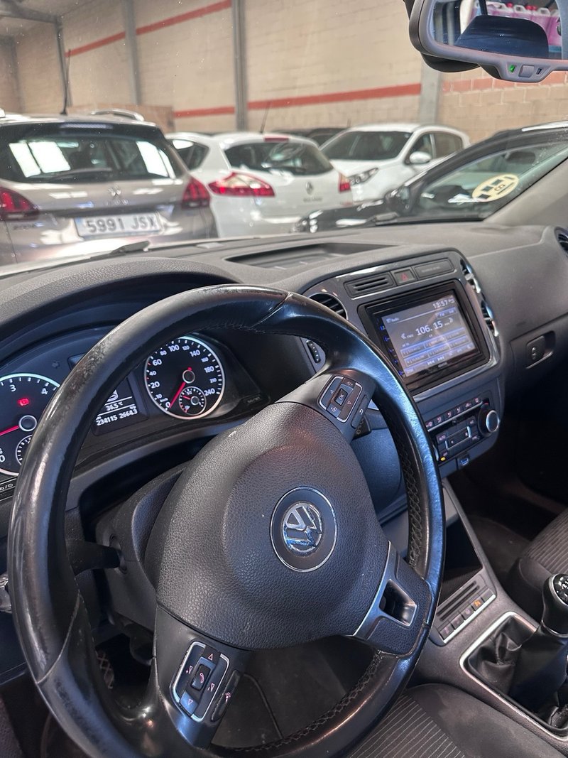Volkswagen Tiguan 2.0 TDI BMT Advance 4x2 2012, foto 9