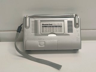 Radio digital  FM/MW/SW multibanda reloj despertad