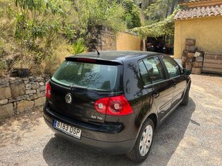 Volkswagen Golf 2004
