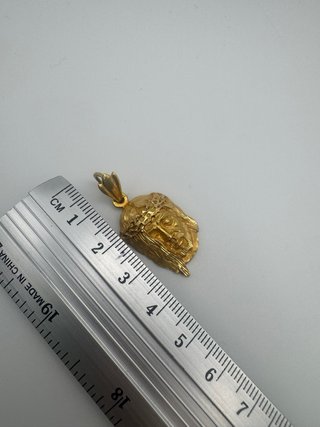 011-03-00565 COLGANTE BUSTO CRISTO ORO 18K