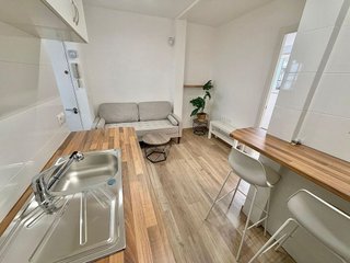 Piso en venta en Palomeras bajas en Madrid