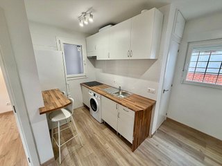 Piso en venta en Palomeras bajas en Madrid