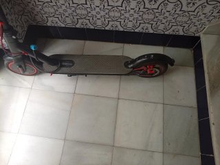 Patinete Eléctrico Negro