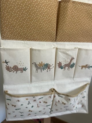 Organizador infantil de tela con animales