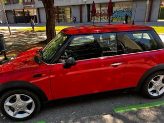 MINI ONE 2001