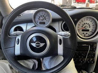 MINI ONE 2001