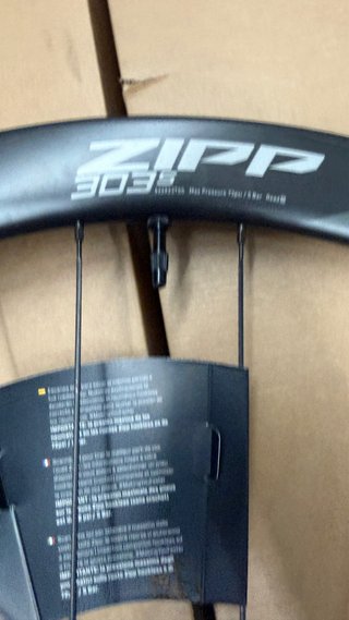 Rueda Trasera Zipp 303 S Carbono Nueva
