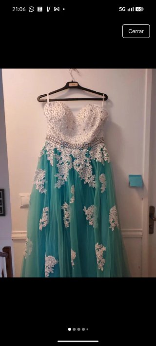 Vestido largo fiesta blanco y turquesa