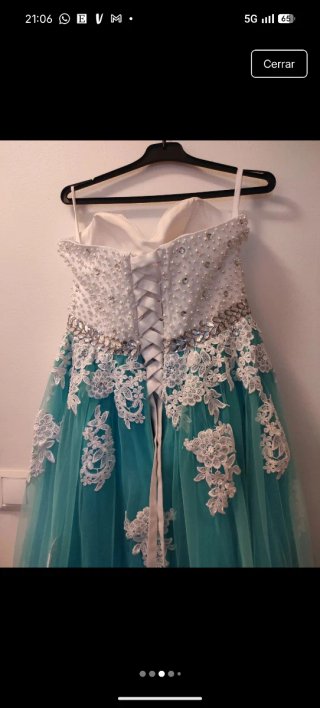 Vestido largo fiesta blanco y turquesa