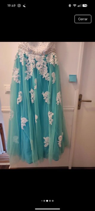 Vestido largo fiesta blanco y turquesa