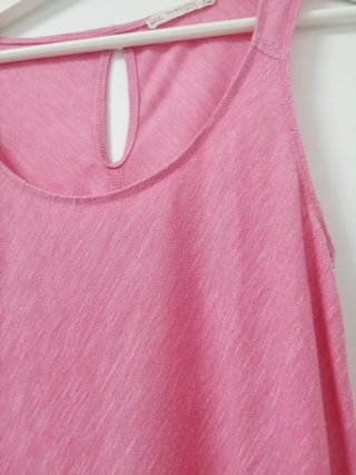 Camiseta tirantes rosa