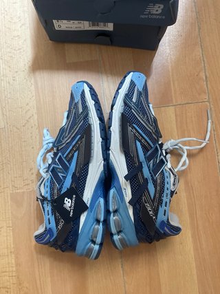 Zapatillas New Balance 1906A Azul Talla 42