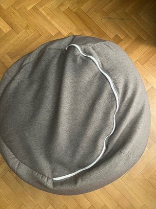 Puff grande de tela gris
