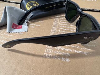 Gafas de sol Ray-Ban Wayfarer Puffer Negras