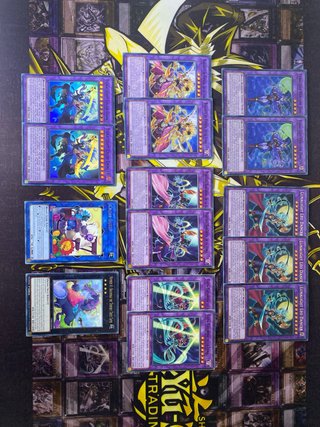 YUGIOH DECK - LUNALUZ / LUNALIGHT
