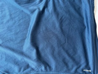 Camiseta deportiva Adidas azul