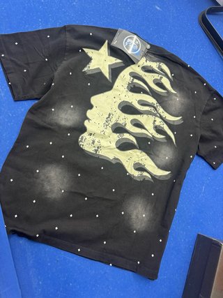 Camiseta Hellstar