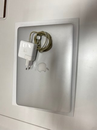 MacBook Air 13 2017 i5 1.8GHz 8GB Intel HD