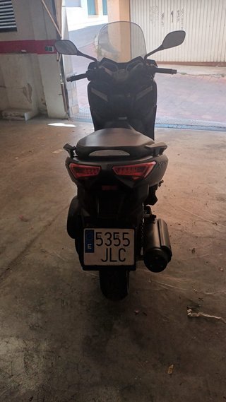 Yamaha XMAX 250 Maxi Scooter