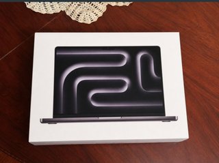 MacBook Pro 14 M3 Pro 18GB 512GB SSD Nuovo