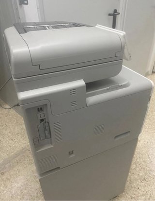 Impresora Multifunción Profesional Ricoh MP C307.