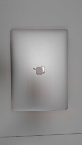 MacBook Air 13 i5 8GB Plata